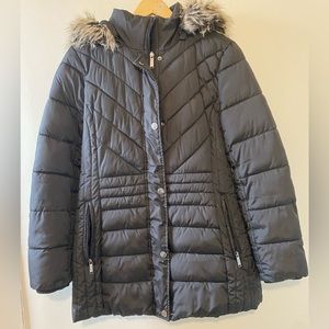 London Fog Women’s Black Coat with Faux Fur Hood / Size S